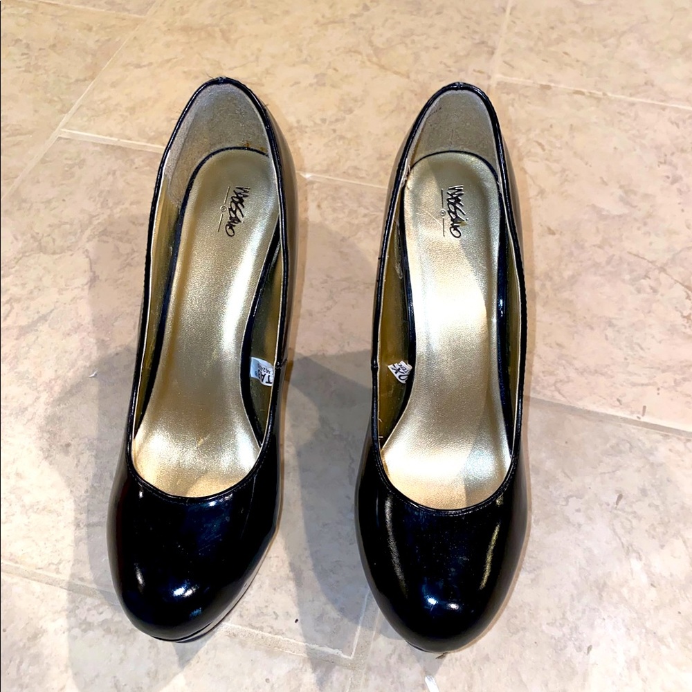 Mossimo black heels
